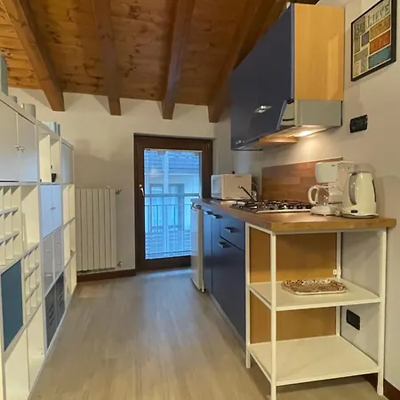 Maria Apartment Moniga del Garda